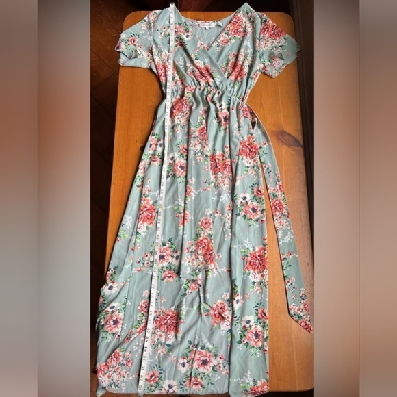 STUNNING Boho Wrap Dress 🦋sleeves HiLo hem Surplice Neckline Belt,Sage w/🌸 - Picture 16 of 16